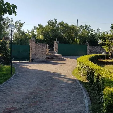 Resort Giardino Degli Eventi Fano (Pesaro and Urbino)