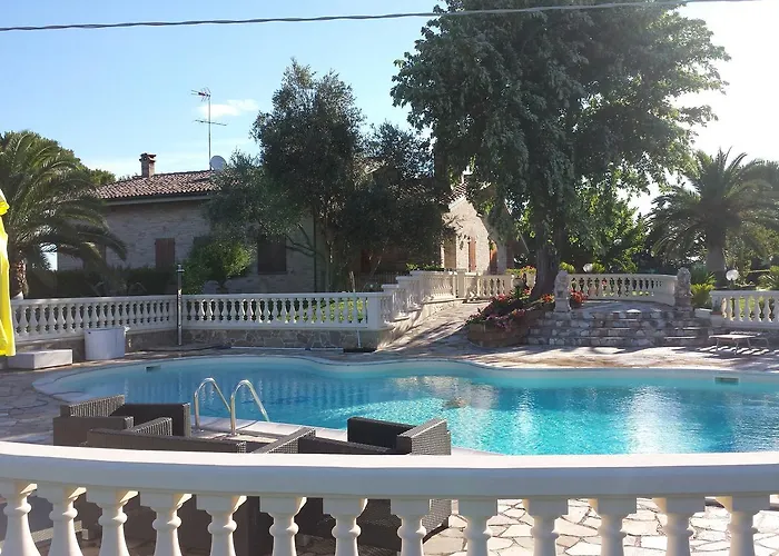 Resort Giardino Degli Eventi *